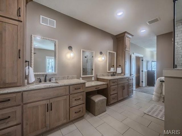 3029 National Avenue, Lebanon, MO 65536