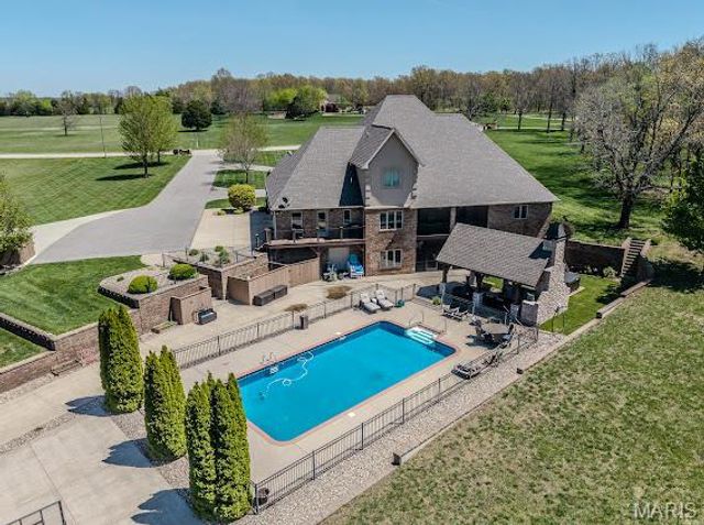 3029 National Avenue, Lebanon, MO 65536