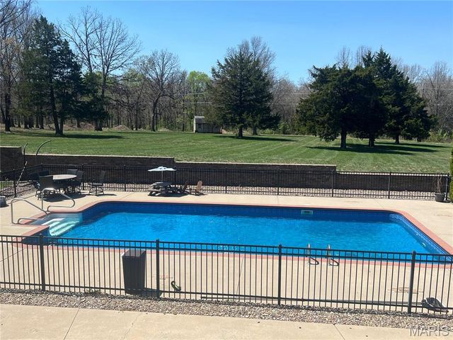 3029 National Avenue, Lebanon, MO 65536