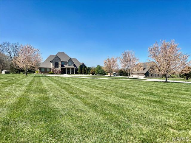 3029 National Avenue, Lebanon, MO 65536