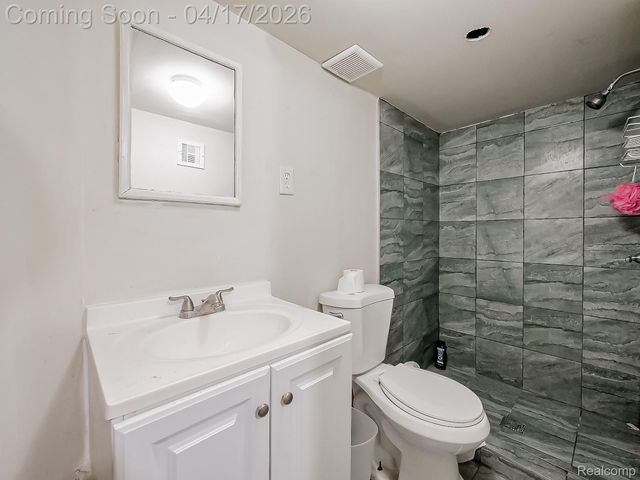 13551 Penrod Street, Detroit, MI 48223