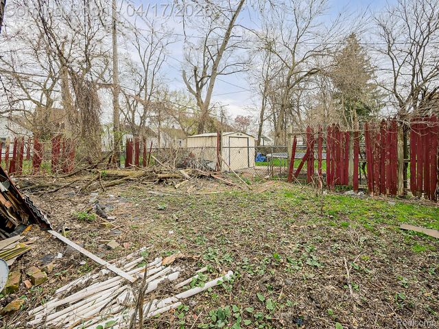 13551 Penrod Street, Detroit, MI 48223