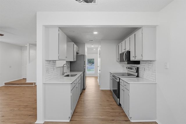 6105 Conti CT A, Austin, TX 78744