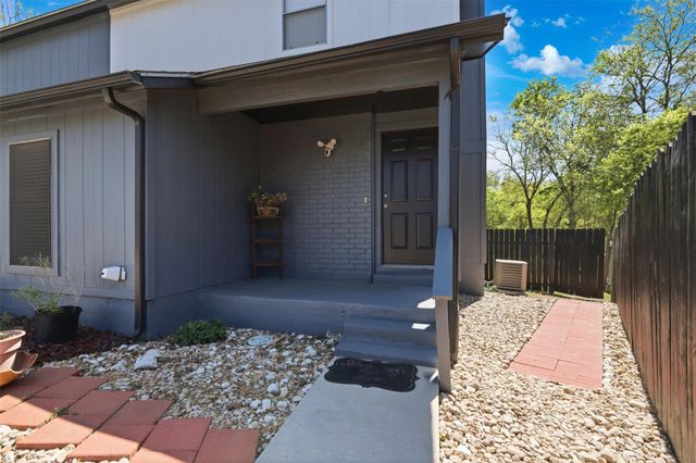 6105 Conti CT A, Austin, TX 78744