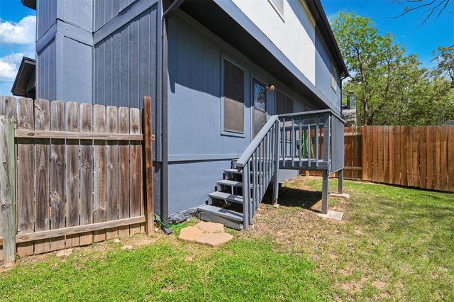 6105 Conti CT A, Austin, TX 78744