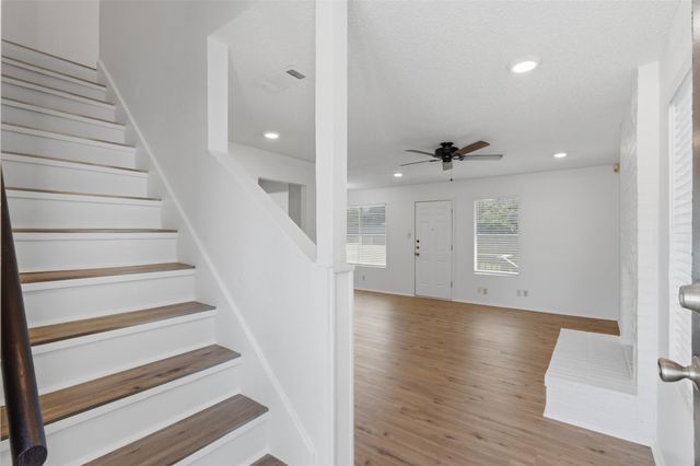 6105 Conti CT A, Austin, TX 78744