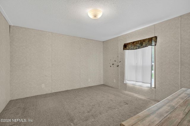 13725 MACAPA Road, Jacksonville, FL 32224