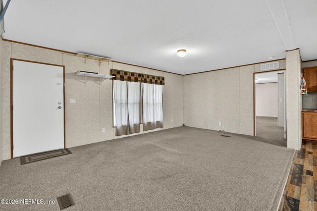 13725 MACAPA Road, Jacksonville, FL 32224