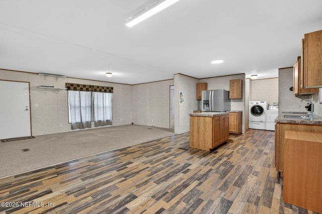 13725 MACAPA Road, Jacksonville, FL 32224
