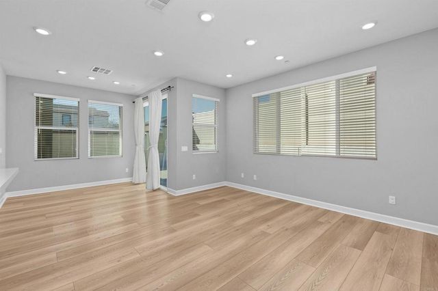 1918 Julie Dawn Place, Escondido, CA 92026