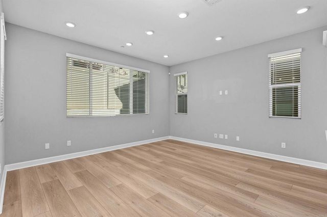 1918 Julie Dawn Place, Escondido, CA 92026