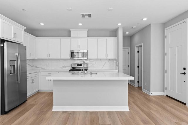 1918 Julie Dawn Place, Escondido, CA 92026
