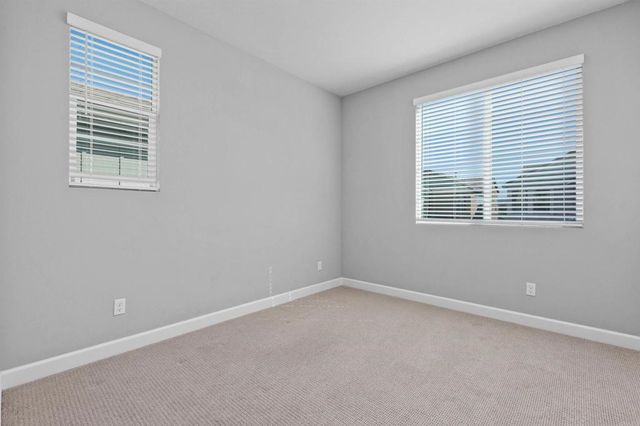 1918 Julie Dawn Place, Escondido, CA 92026