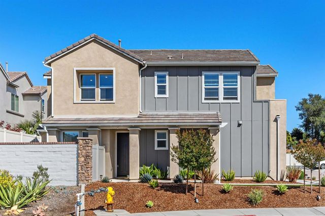 1918 Julie Dawn Place, Escondido, CA 92026