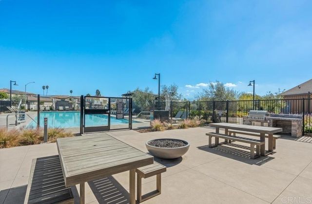 1918 Julie Dawn Place, Escondido, CA 92026