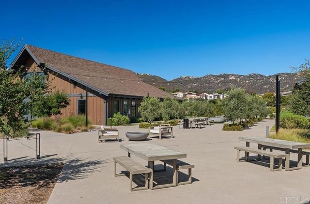 1918 Julie Dawn Place, Escondido, CA 92026