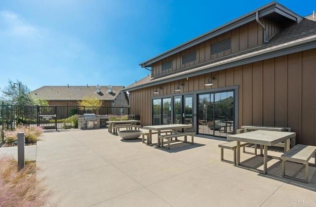 1918 Julie Dawn Place, Escondido, CA 92026
