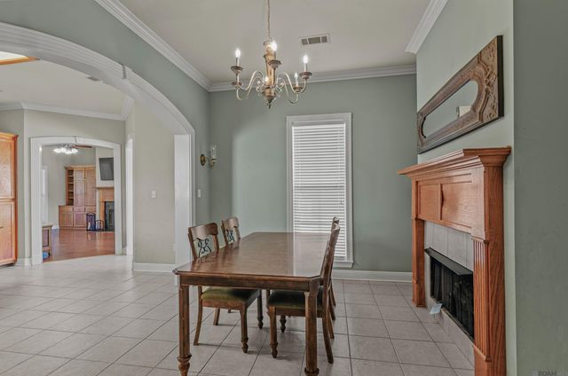 16559 Ole Homestead Ln, Prairieville, LA 70769