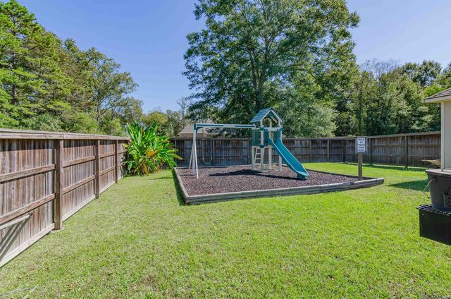 16559 Ole Homestead Ln, Prairieville, LA 70769