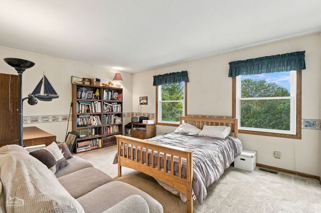 763 Concord Drive, Crystal Lake, IL 60014