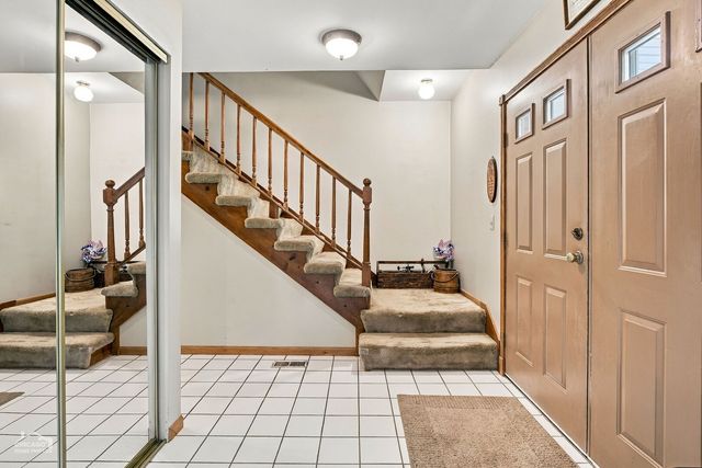 763 Concord Drive, Crystal Lake, IL 60014