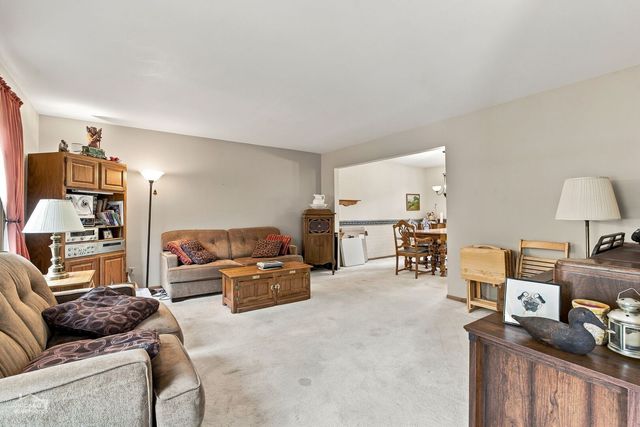 763 Concord Drive, Crystal Lake, IL 60014