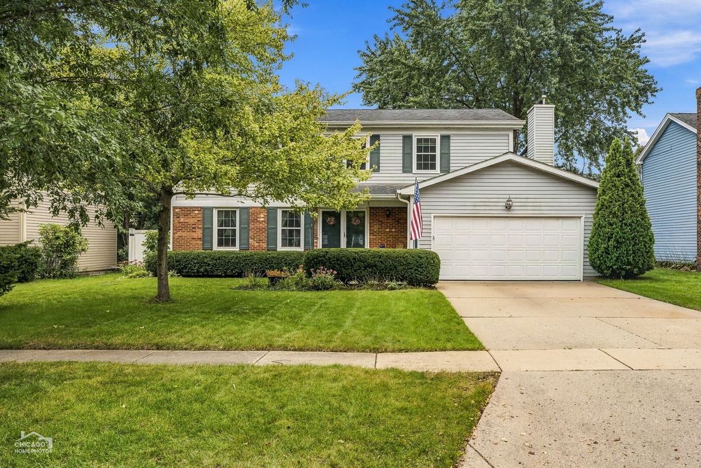 763 Concord Drive, Crystal Lake, IL 60014
