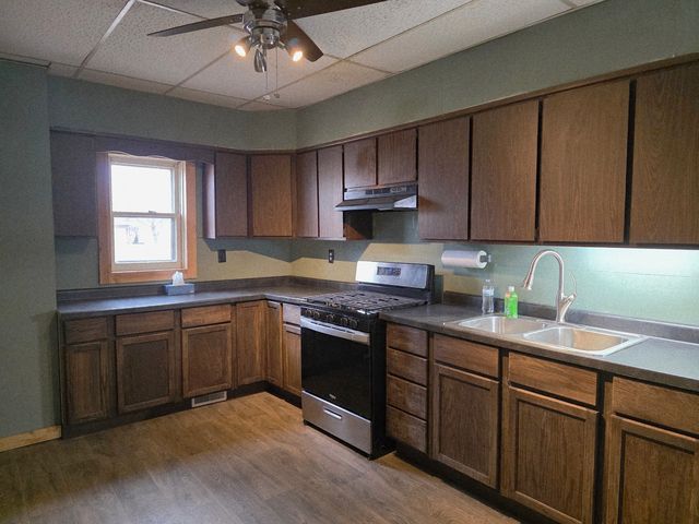 309 E 3rd Street, Tampico, IL 61283