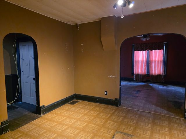 309 E 3rd Street, Tampico, IL 61283