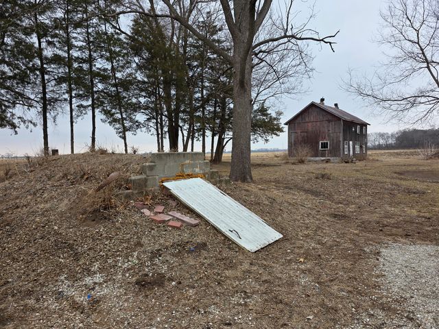 309 E 3rd Street, Tampico, IL 61283