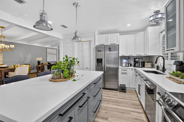 958 Mockingbird Lane 515, Plantation, FL 33324
