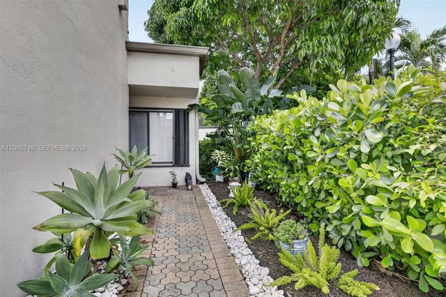 958 Mockingbird Lane 515, Plantation, FL 33324