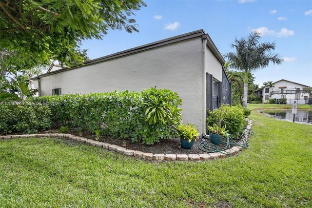 958 Mockingbird Lane 515, Plantation, FL 33324