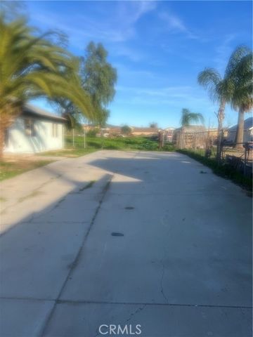 4350 Tyrolite, Jurupa Valley, CA 92509