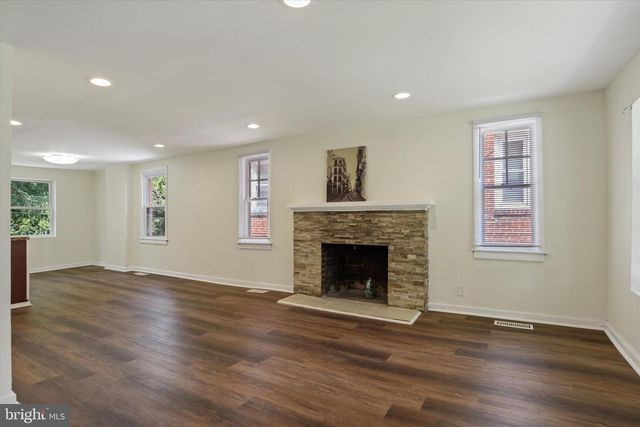 2266 KENSINGTON ST, Harrisburg, PA 17104