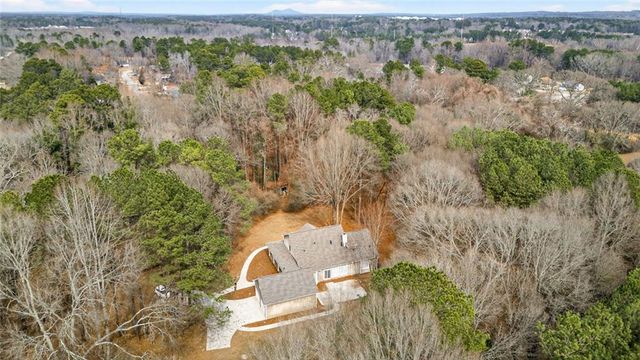 3289 Clay SW Road, Austell, GA 30106