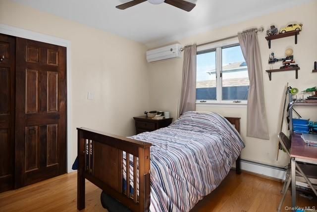 25 W 10th Road, Broad Channel, NY 11693