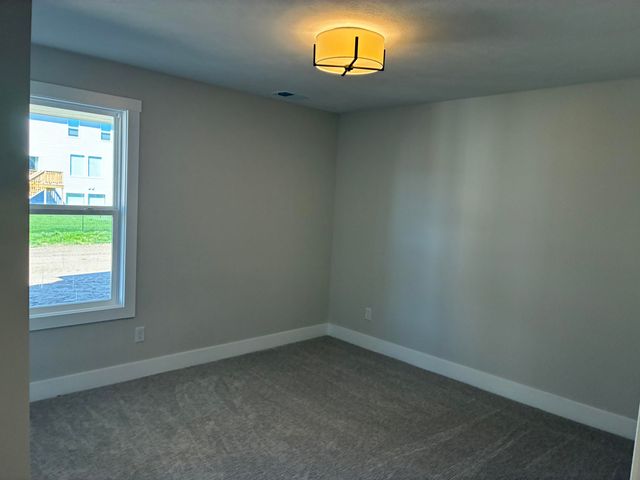 15735 Hawley Drive 32, Grand Haven Twp, MI 49417