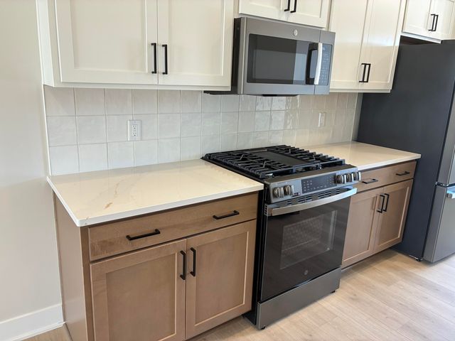 15735 Hawley Drive 32, Grand Haven Twp, MI 49417