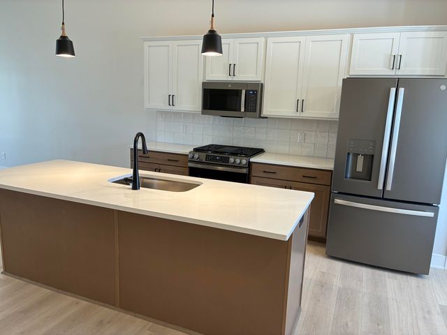 15735 Hawley Drive 32, Grand Haven Twp, MI 49417