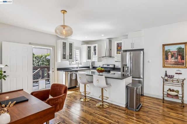 1806 8Th Ave, Oakland, CA 94606