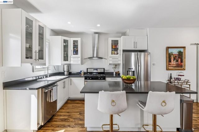1806 8Th Ave, Oakland, CA 94606
