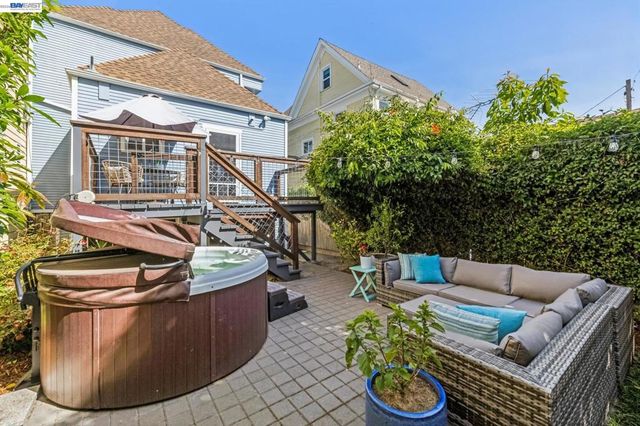 1806 8Th Ave, Oakland, CA 94606