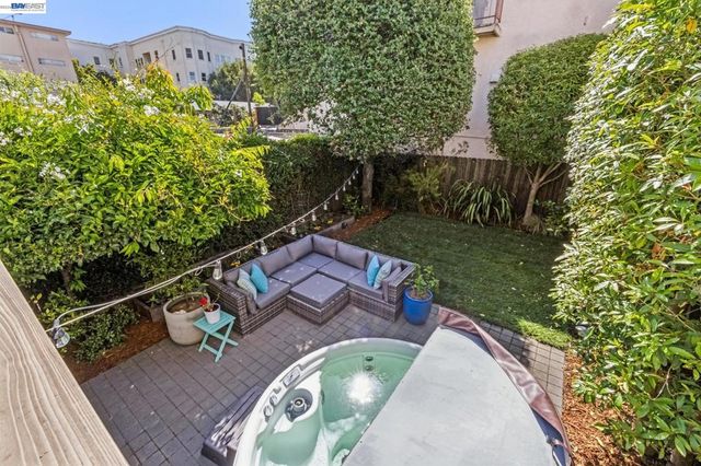 1806 8Th Ave, Oakland, CA 94606