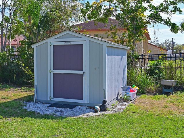 3307 3RD AVENUE W, Bradenton, FL 34205