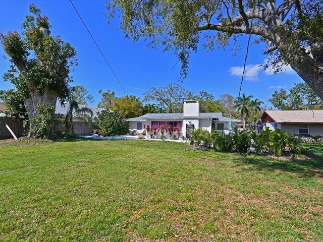 3307 3RD AVENUE W, Bradenton, FL 34205