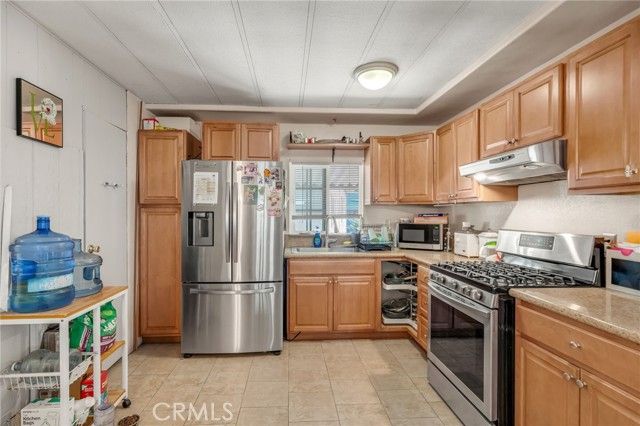 307 Duchess, Santa Ana, CA 92704