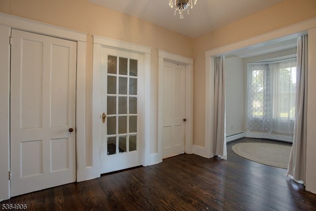 15 Rowe Pl, Franklin Boro, NJ 07416