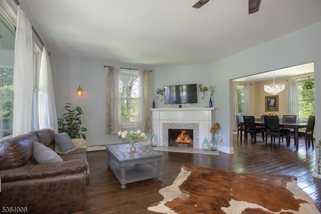 15 Rowe Pl, Franklin Boro, NJ 07416