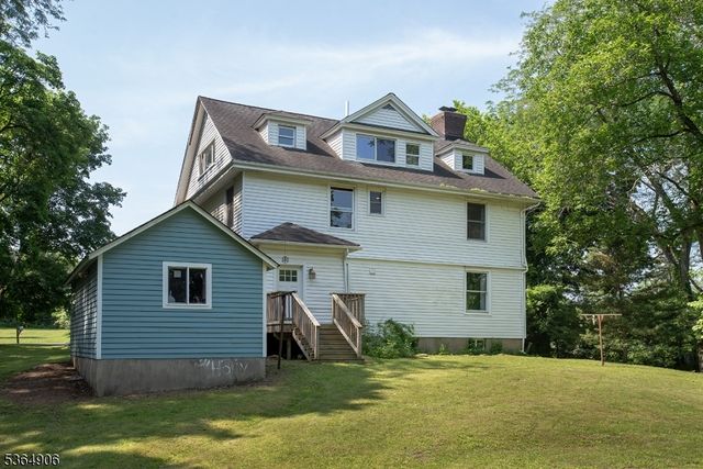 15 Rowe Pl, Franklin Boro, NJ 07416
